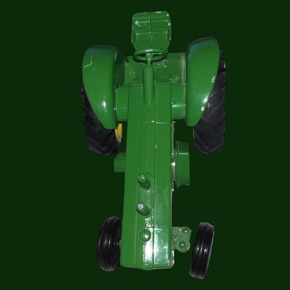 1993 ERTL John Deere 820 Diesel Tractor, Self Propelled Forage Harvester DieCast - Picture 6 of 8